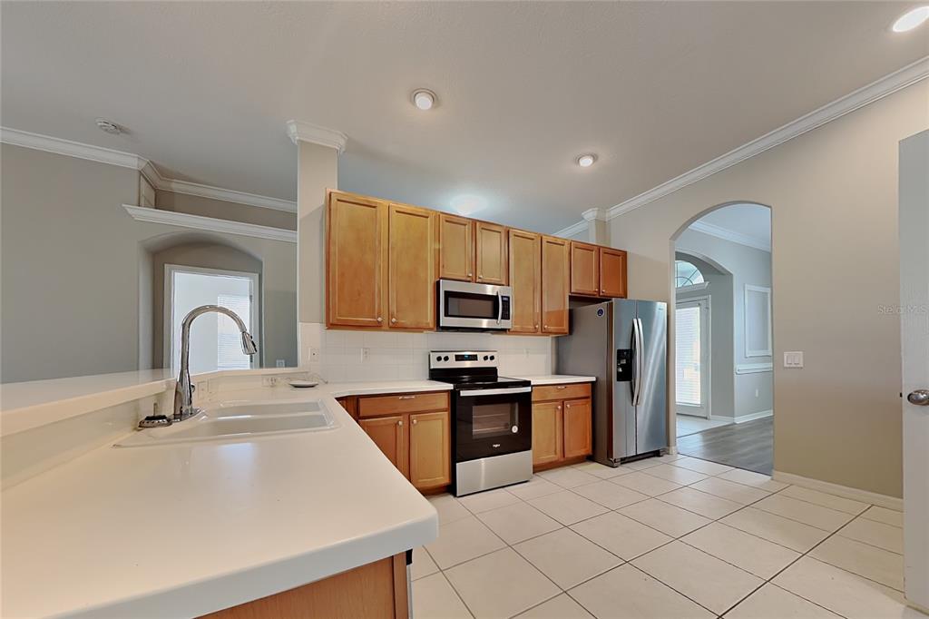 14881 EDGEMERE DRIVE, SPRING HILL, FL — photo 5 of 17