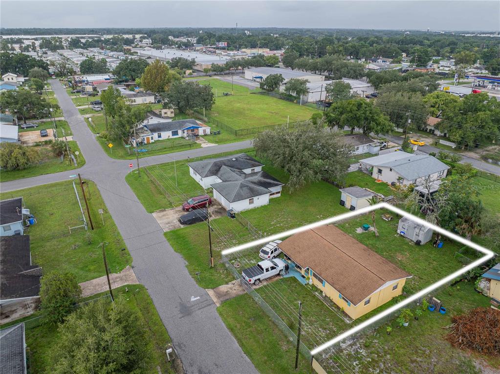 710 SAVANNAH AVENUE, LAKELAND, FL — photo 3 of 21
