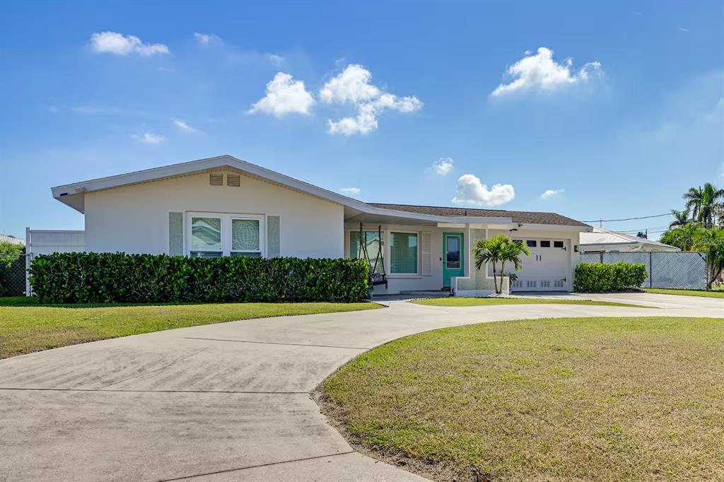 924 ARLINGTON ROAD