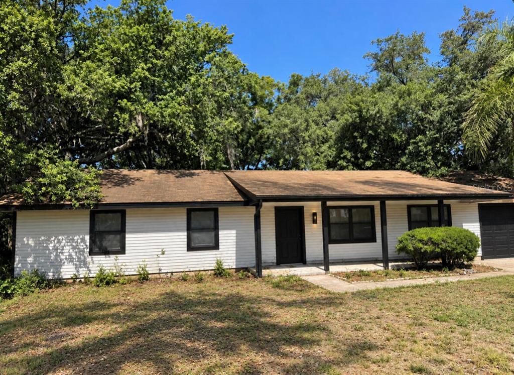 5115 GREENGLEN LANE