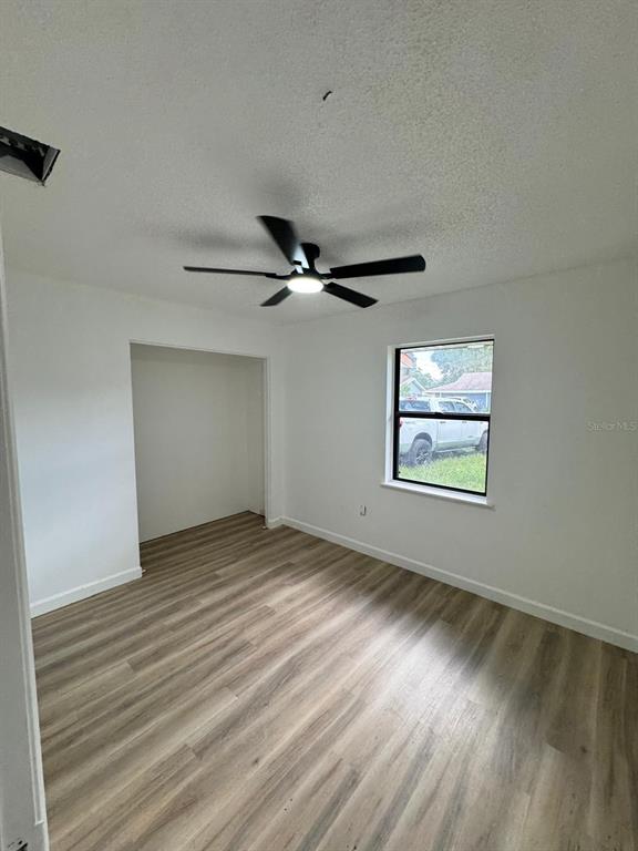 5115 GREENGLEN LANE, LAKELAND, FL — photo 2 of 9