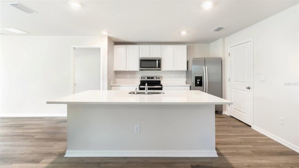 2013 VANDALIA PLACE, PARRISH, FL — photo 4 of 22