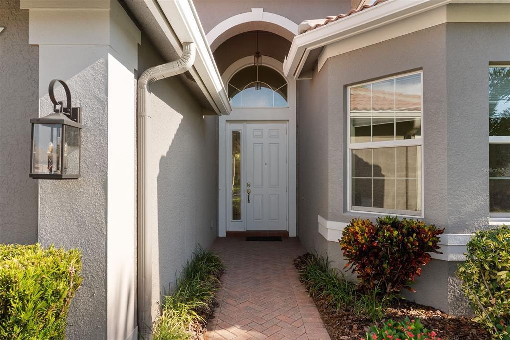 16019 GOLDEN LAKES DRIVE, WIMAUMA, FL — photo 4 of 30