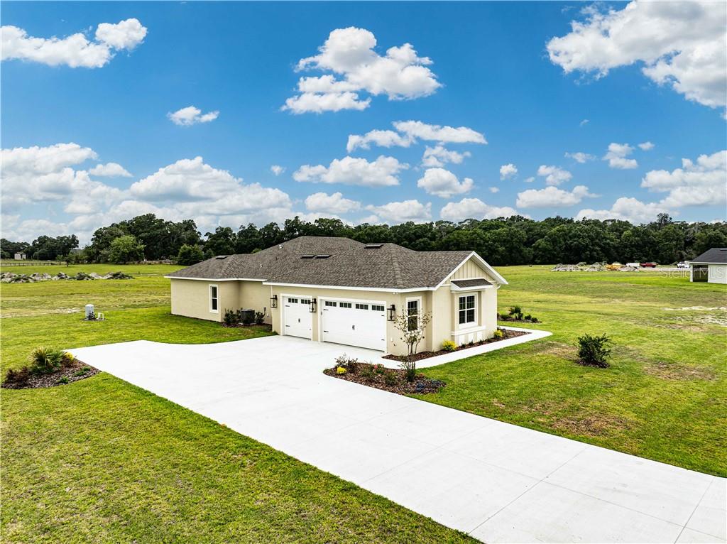 1439 CR212 ROAD, OXFORD, FL — photo 4 of 30