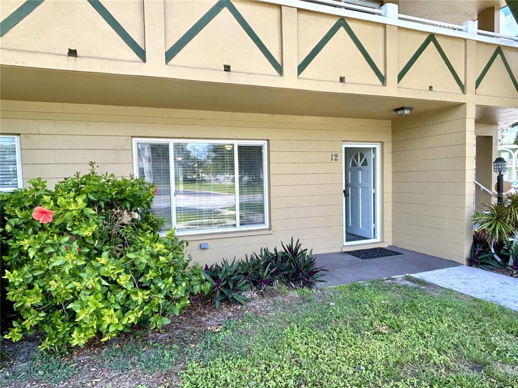 2000 WORLD PARKWAY BOULEVARD UNIT 12, CLEARWATER, FL — photo 2 of 30