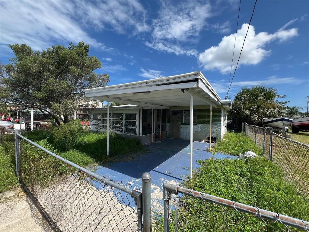 6419 LONNIE LEE LANE