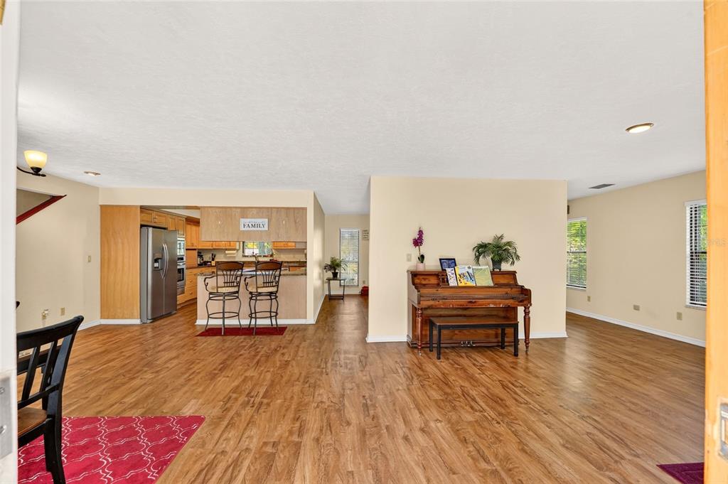 18784 NW 230TH STREET, HIGH SPRINGS, FL — photo 2 of 30
