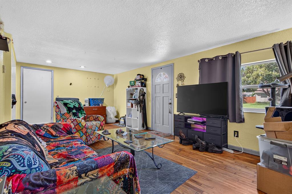 5260 43RD AVENUE N, ST PETERSBURG, FL — photo 5 of 30