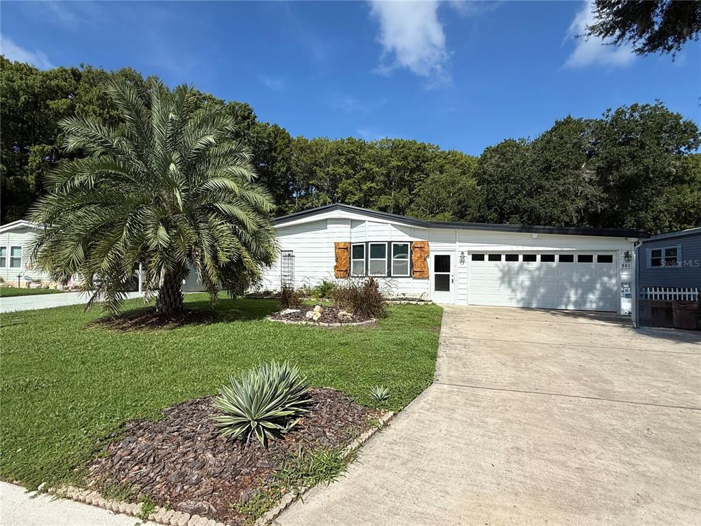 802 OAK BOULEVARD