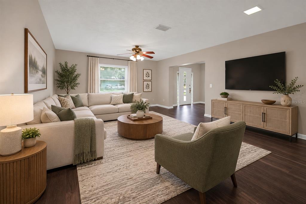 116 WINDY CIRCLE, BRANDON, FL — photo 2 of 22