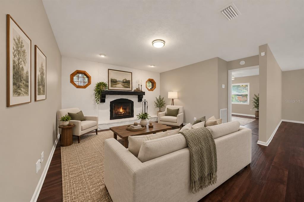 116 WINDY CIRCLE, BRANDON, FL — photo 4 of 22