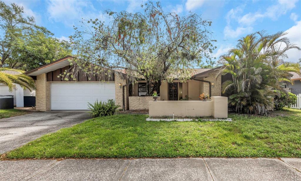 107 COUNTRY VILLAS DRIVE