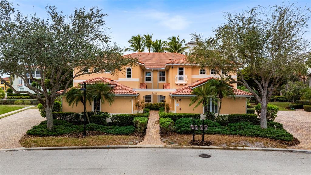 3420 SUNSET KEY CIRCLE UNIT B