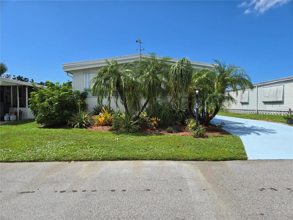 6710 36TH AVENUE E UNIT 37
