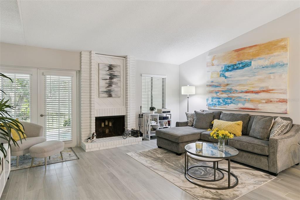 16 ESCONDIDO CIRCLE UNIT 221, ALTAMONTE SPRINGS, FL — photo 4 of 30