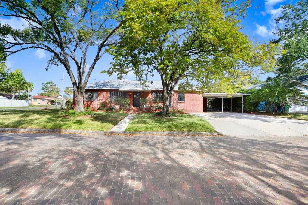 2723 W CORDELIA STREET