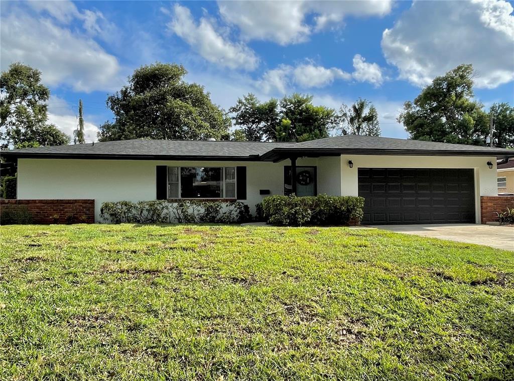 2900 LAKE ARNOLD PLACE