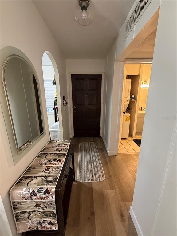 1603 MISSION HILLS BOULEVARD, CLEARWATER, FL — photo 3 of 26