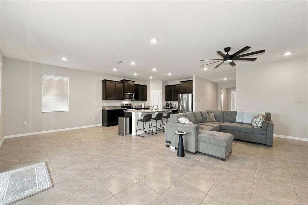 16633 MOONER PLANK CIRCLE, WIMAUMA, FL — photo 3 of 30