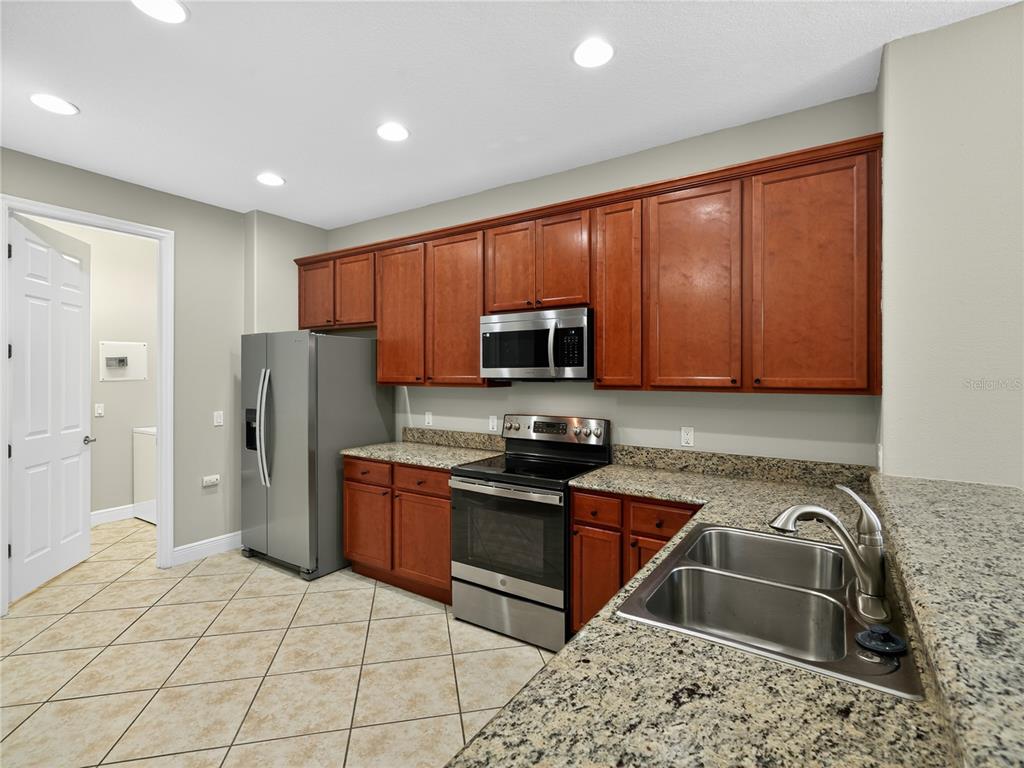 507 PRESIDO PARK PLACE, KISSIMMEE, FL — photo 3 of 17