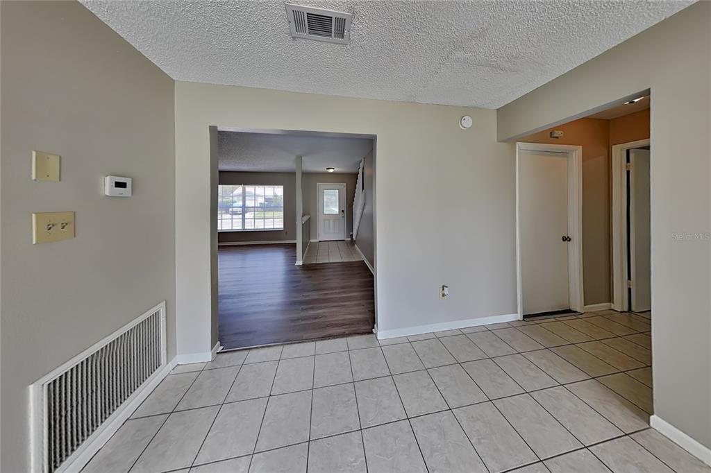 1604 PALM LEAF DRIVE, BRANDON, FL — photo 4 of 15