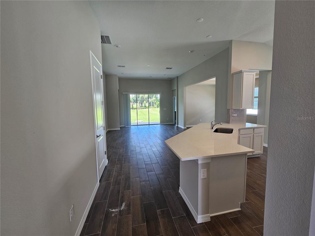 1247 HONEYCOMB PLACE, SEFFNER, FL — photo 3 of 7