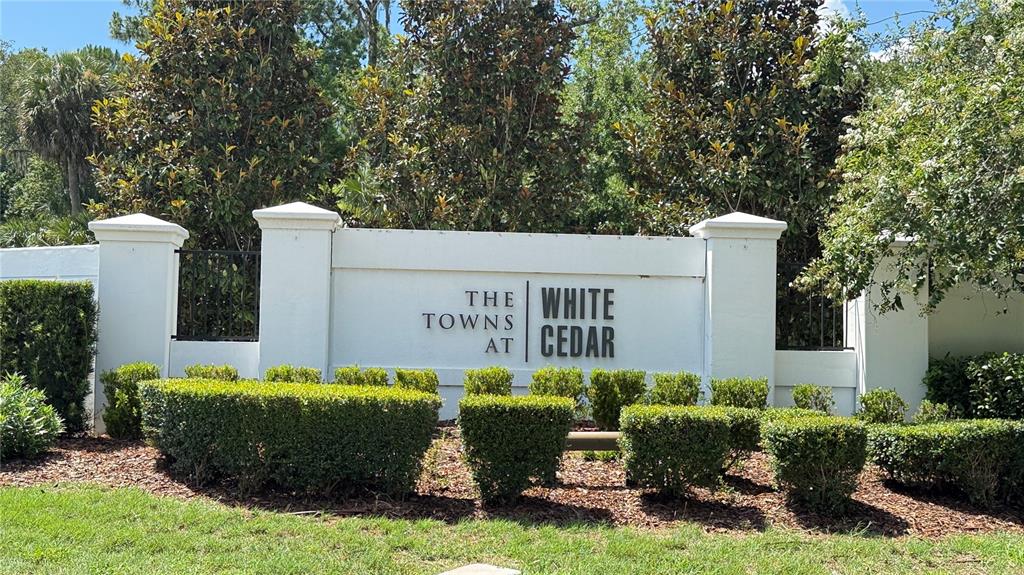 302 CEDAR BARK LANE, SANFORD, FL — photo 2 of 30
