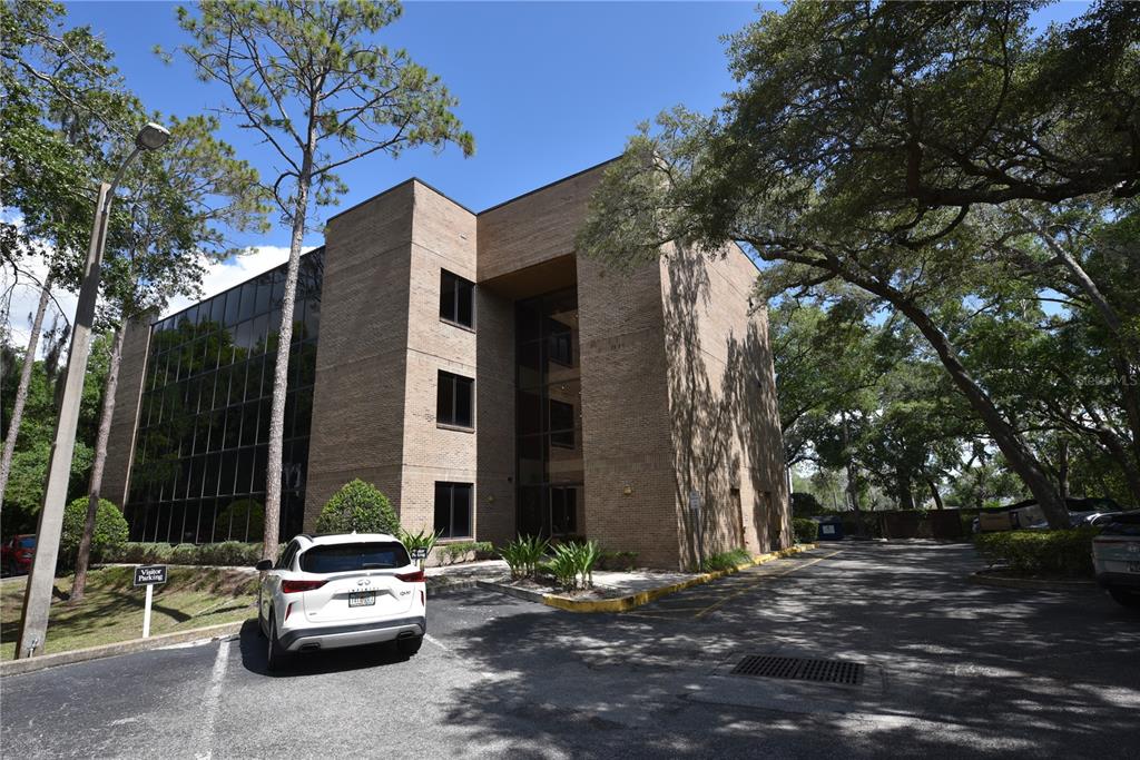 234 N WESTMONTE DRIVE UNIT 2000