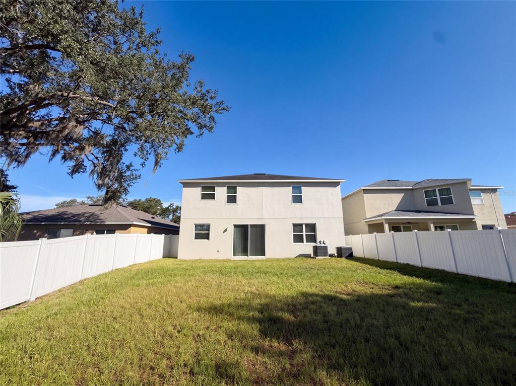 7607 TANGLE RUSH DRIVE, GIBSONTON, FL — photo 5 of 28