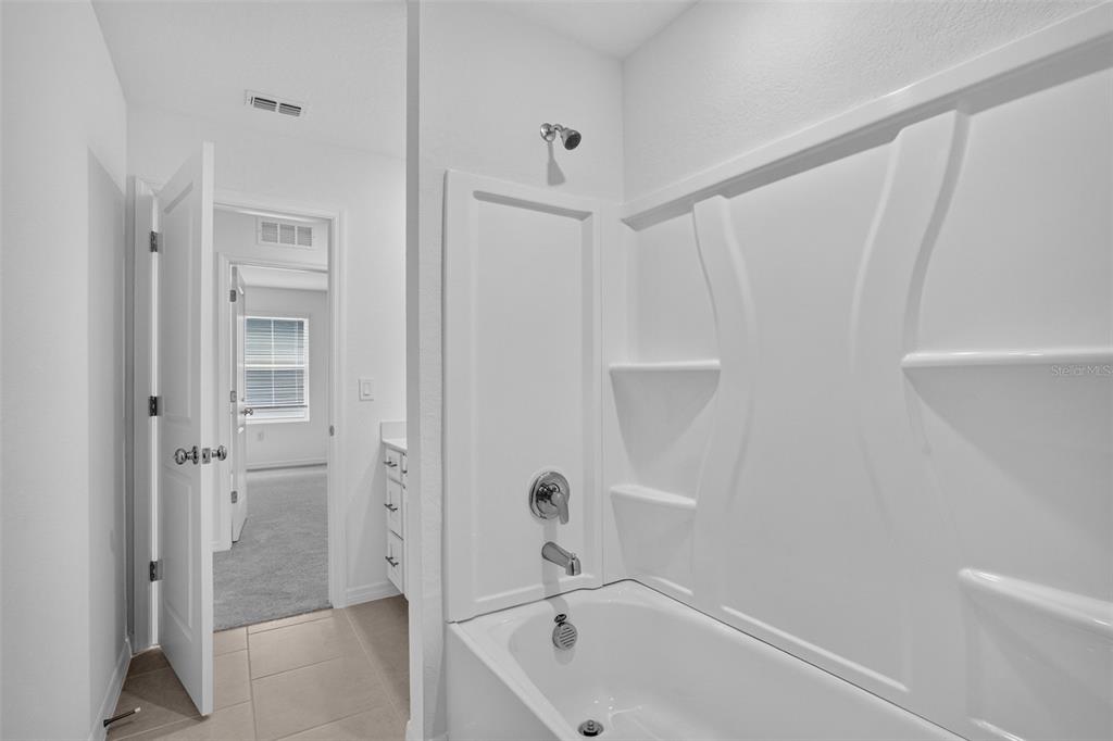 3514 AMBERSWEET CROSSING, PARRISH, FL — photo 4 of 16