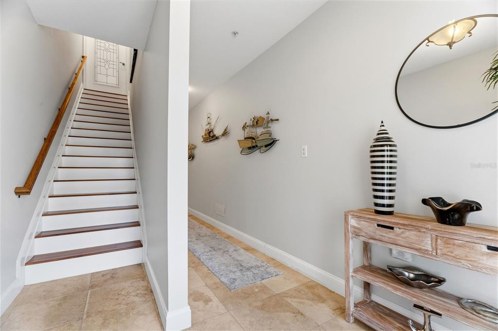 6420 SUNSET BAY CIRCLE, APOLLO BEACH, FL — photo 5 of 30
