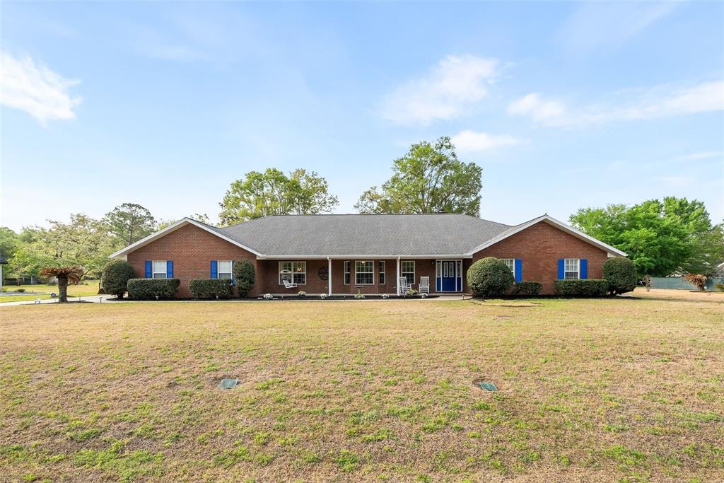 244 SW LOBLOLLY PLACE