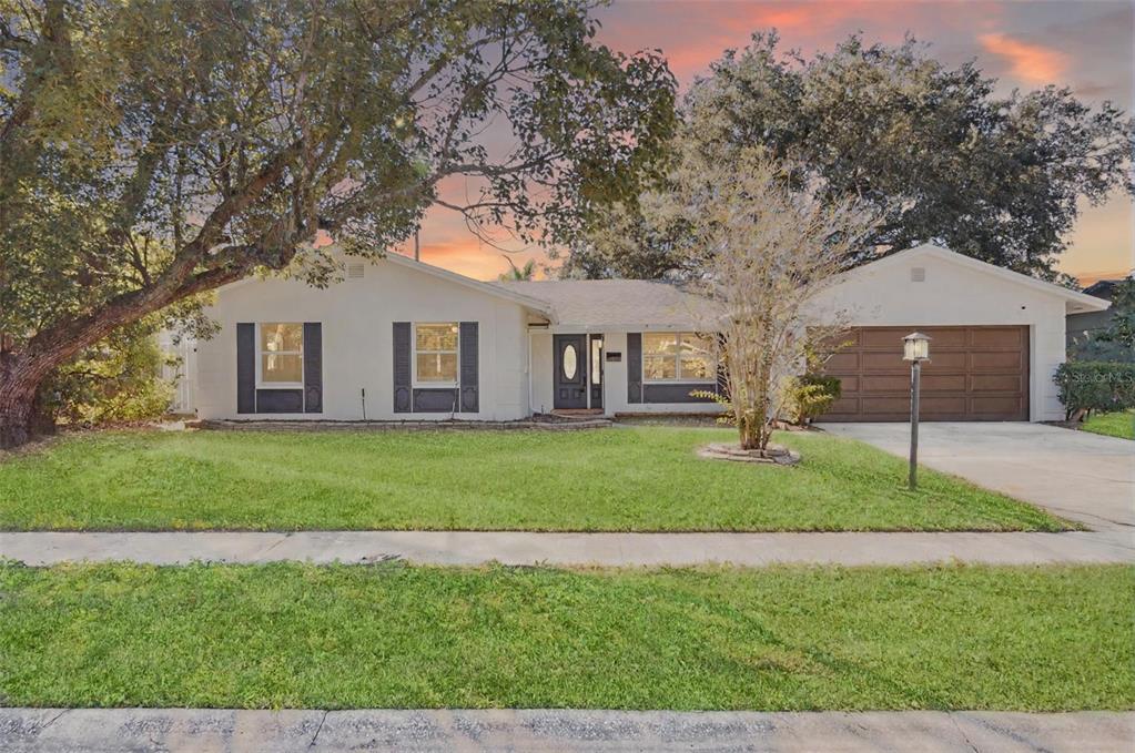 2218 KING RICHARDS COURT