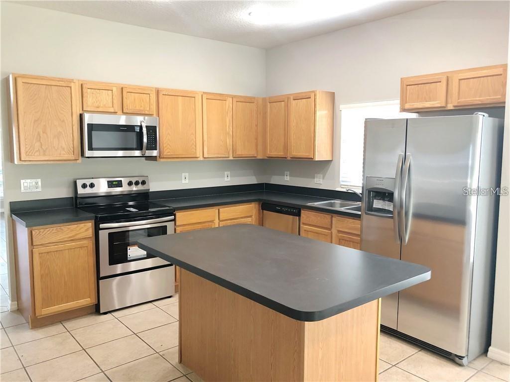 112 BELGAIN WAY, SANFORD, FL — photo 5 of 10