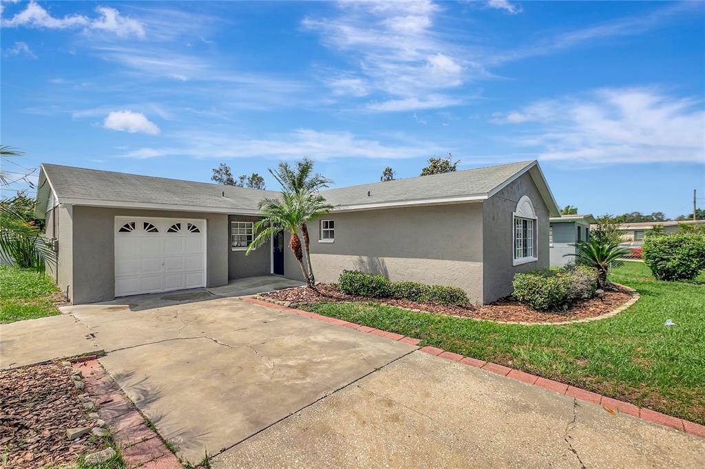 1713 CARNEGIE CIRCLE, TAMPA, FL — photo 3 of 30