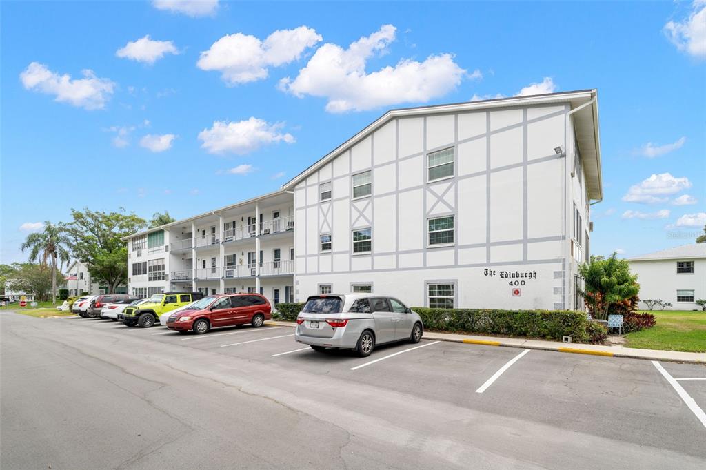 400 GLENNES LANE UNIT 107