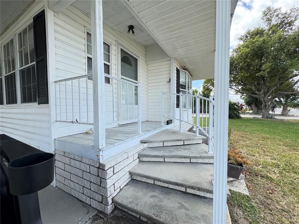 35145 GARBER LN Lot 167, ZEPHYRHILLS, FL — photo 3 of 17