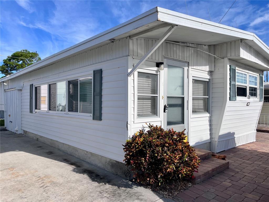 10315 CORTEZ RD W UNIT 51-4