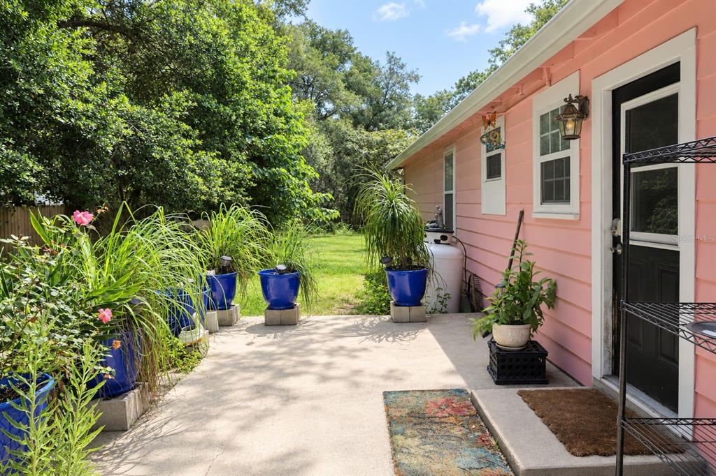 8231 SWAN LAKE ROAD, MELROSE, FL — photo 2 of 18