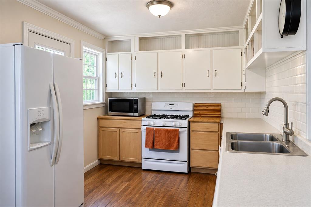 8231 SWAN LAKE ROAD, MELROSE, FL — photo 4 of 18