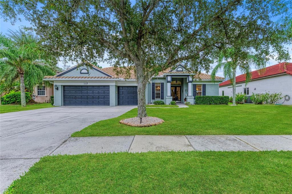 9420 ROYAL CALCUTTA PLACE, BRADENTON, FL — photo 2 of 30
