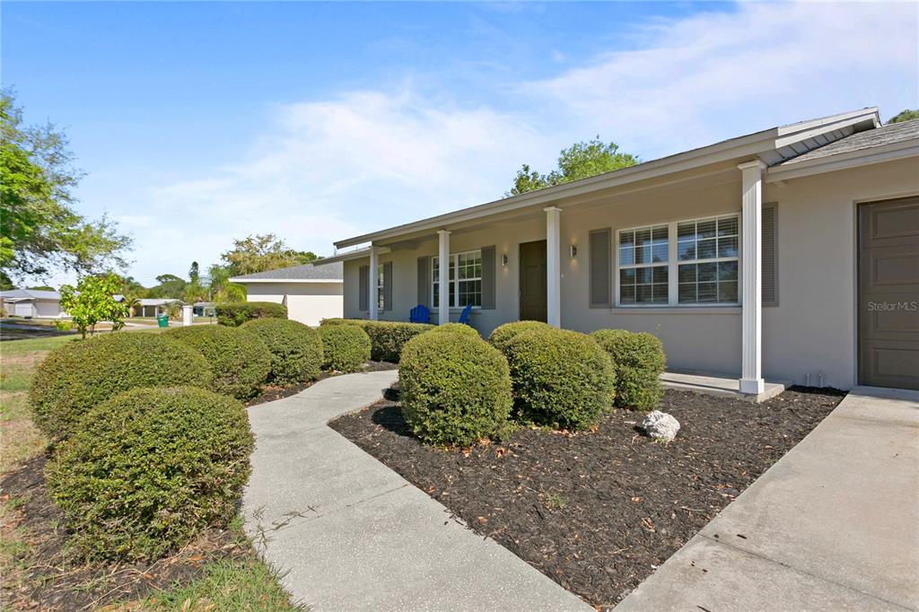 1694 JOYCE STREET, SARASOTA, FL — photo 4 of 30