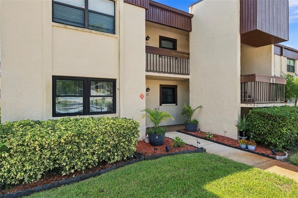 2400 WINDING CREEK BOULEVARD UNIT 3-202, CLEARWATER, FL — photo 2 of 45