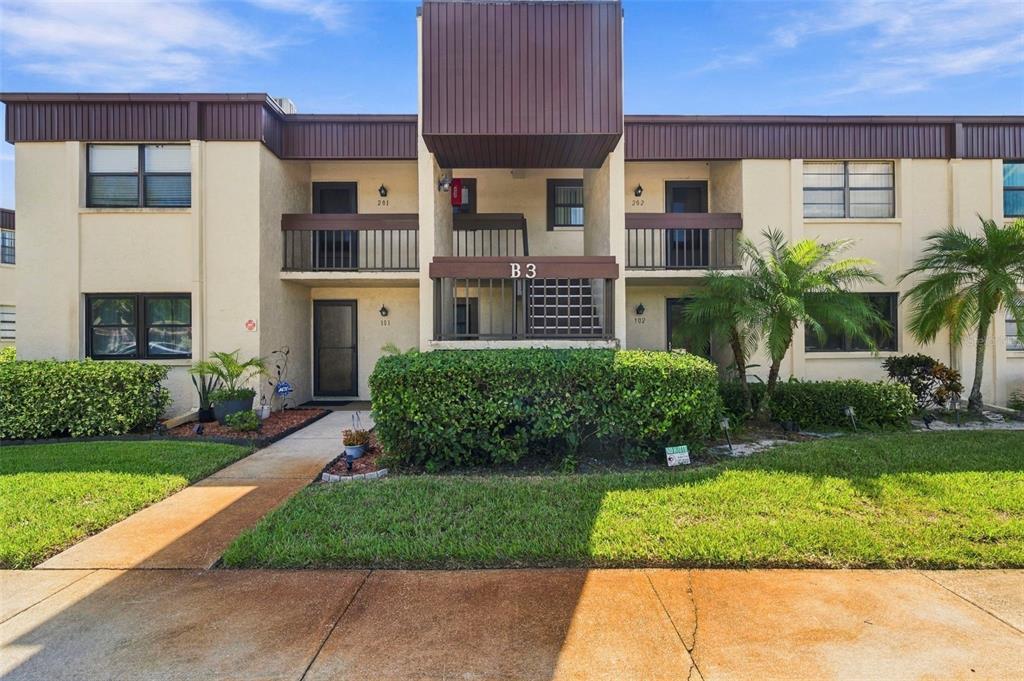 2400 WINDING CREEK BOULEVARD UNIT 3-202, CLEARWATER, FL — photo 3 of 45