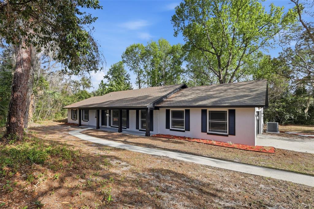 300 E SWEETWATER CREEK DRIVE