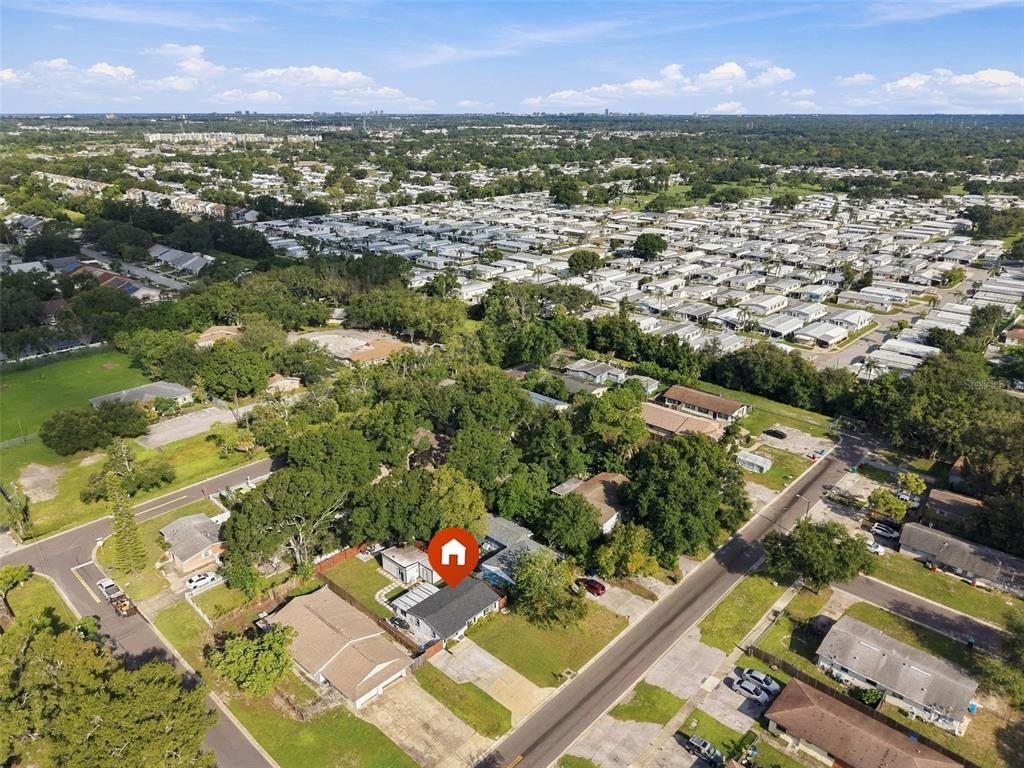 1684 CORAL WAY, LARGO, FL — photo 4 of 30