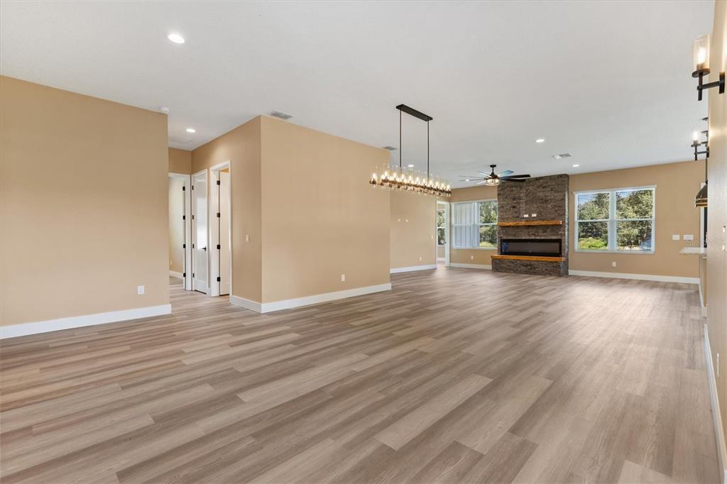 2540 NE 77TH ROAD, WILDWOOD, FL — photo 3 of 30