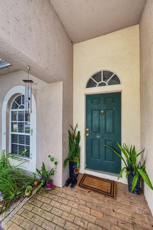 10330 GOLDENBROOK WAY, TAMPA, FL — photo 5 of 30