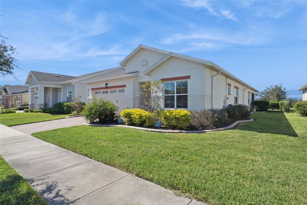 2632 MEADOWEDGE LOOP