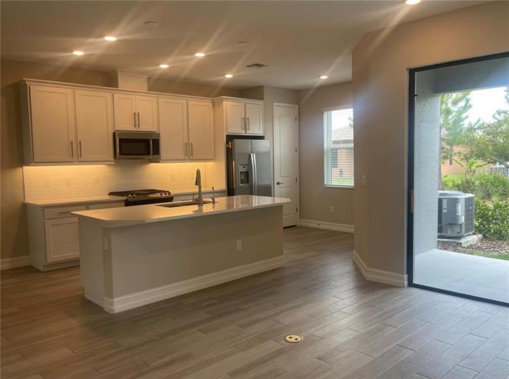 4596 ALMADA LANE, WESLEY CHAPEL, FL — photo 3 of 30